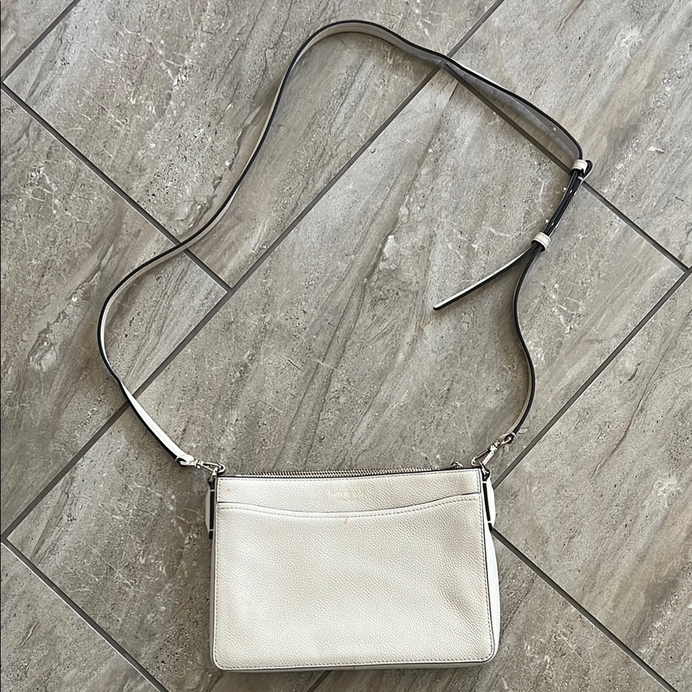 Elegant Cream/off white Leather Crossbody Bag